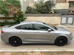 Chrysler 200
